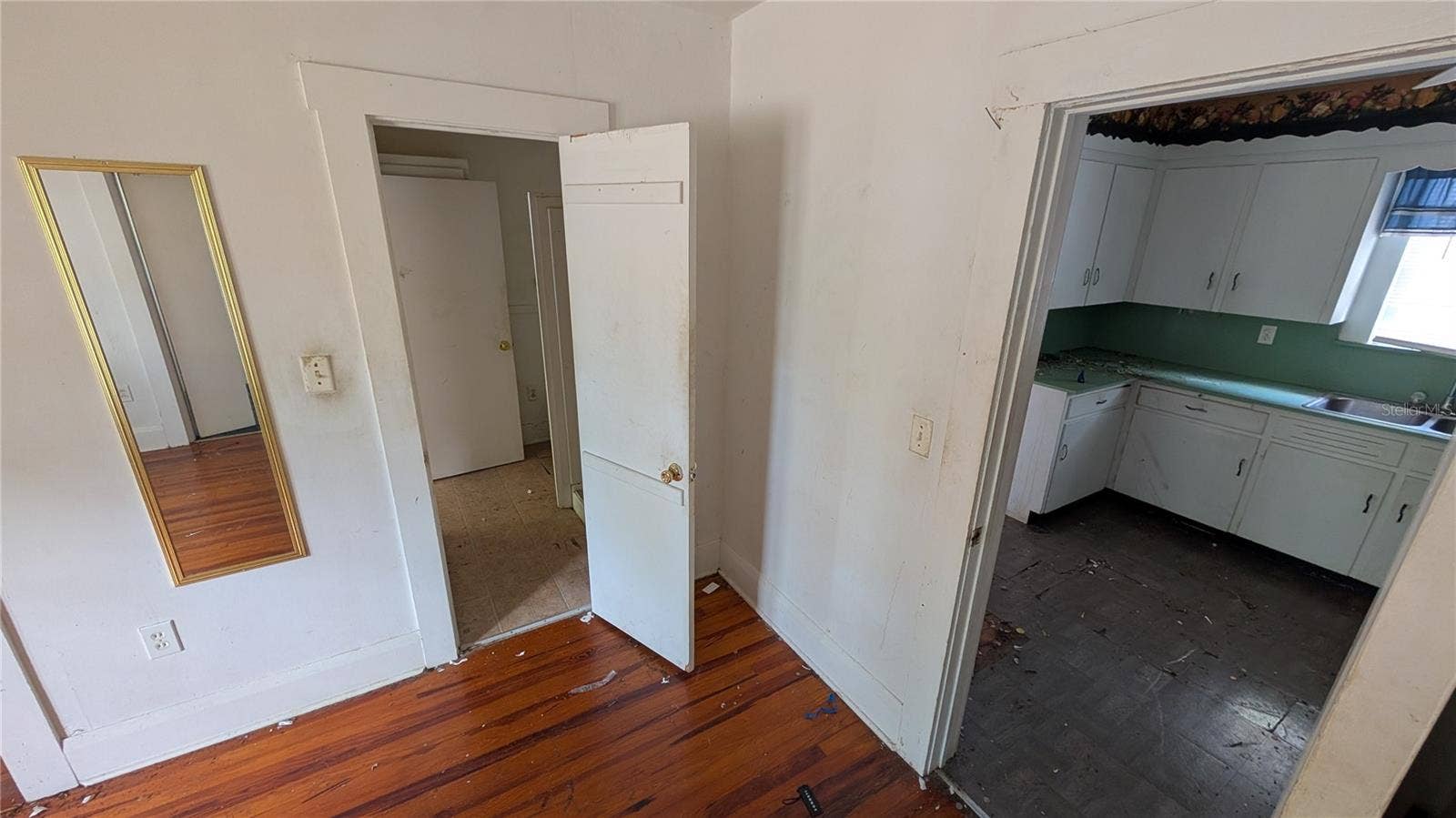 114 S BUNGALOW PARK AVENUE, Tampa, FL 33609 114 S BUNGALOW PARK AVENUE, Tampa, FL 33609