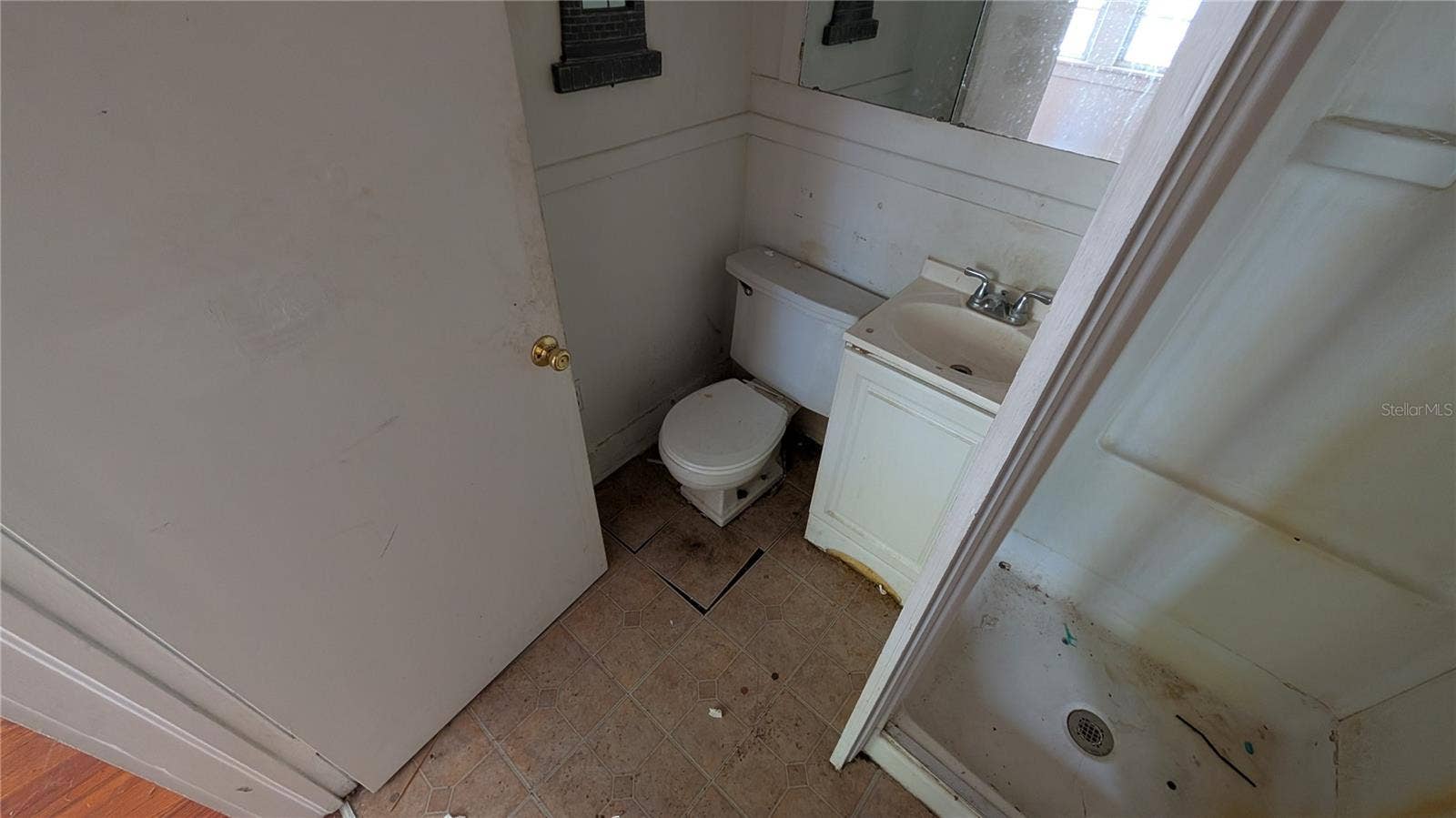 114 S BUNGALOW PARK AVENUE, Tampa, FL 33609 114 S BUNGALOW PARK AVENUE, Tampa, FL 33609