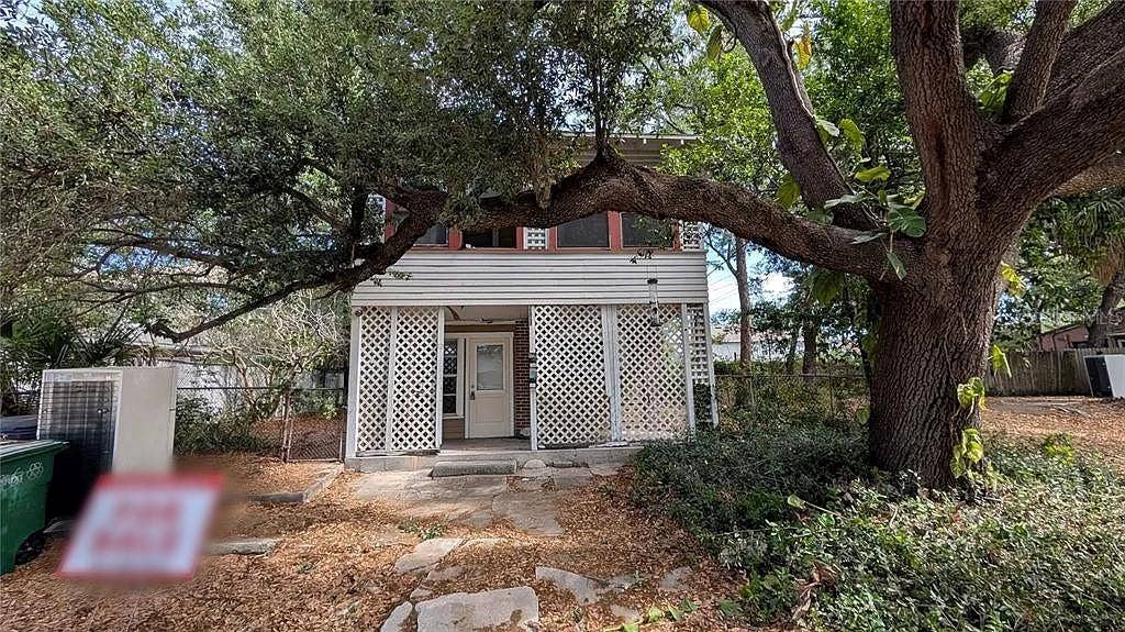 114 S BUNGALOW PARK AVENUE, Tampa, FL 33609 114 S BUNGALOW PARK AVENUE, Tampa, FL 33609