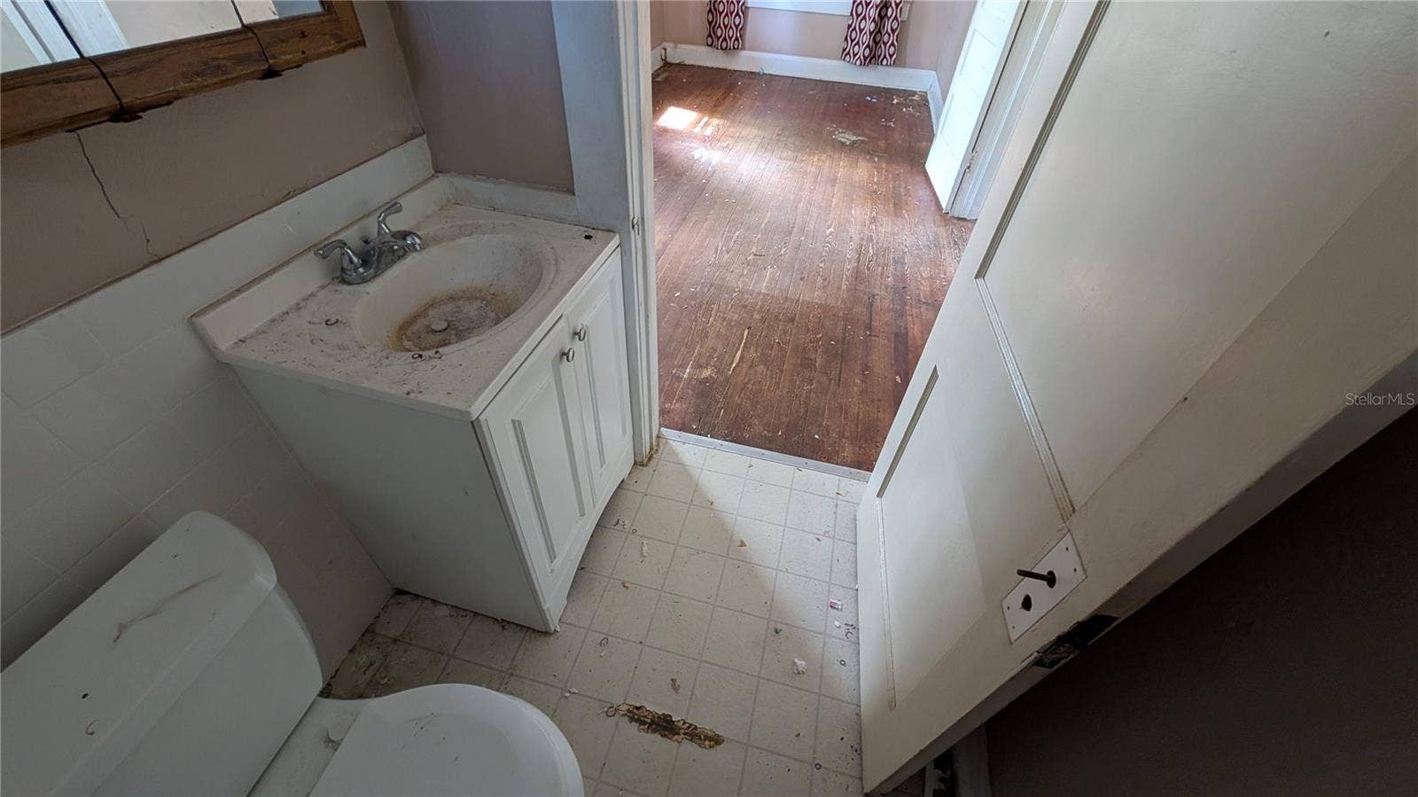 114 S BUNGALOW PARK AVENUE, Tampa, FL 33609 114 S BUNGALOW PARK AVENUE, Tampa, FL 33609