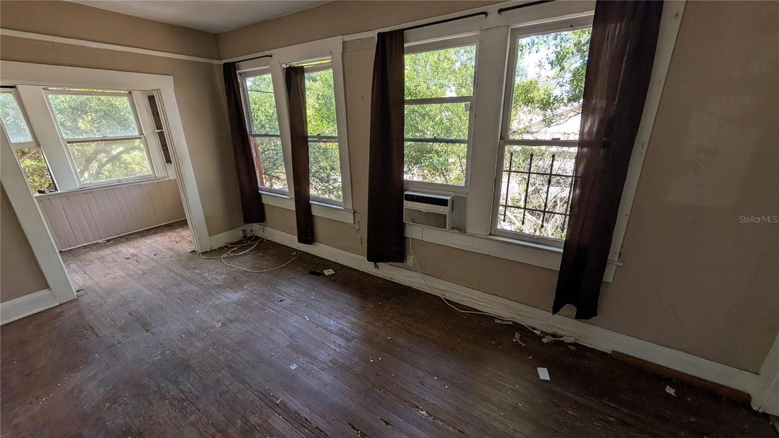 114 S BUNGALOW PARK AVENUE, Tampa, FL 33609 114 S BUNGALOW PARK AVENUE, Tampa, FL 33609