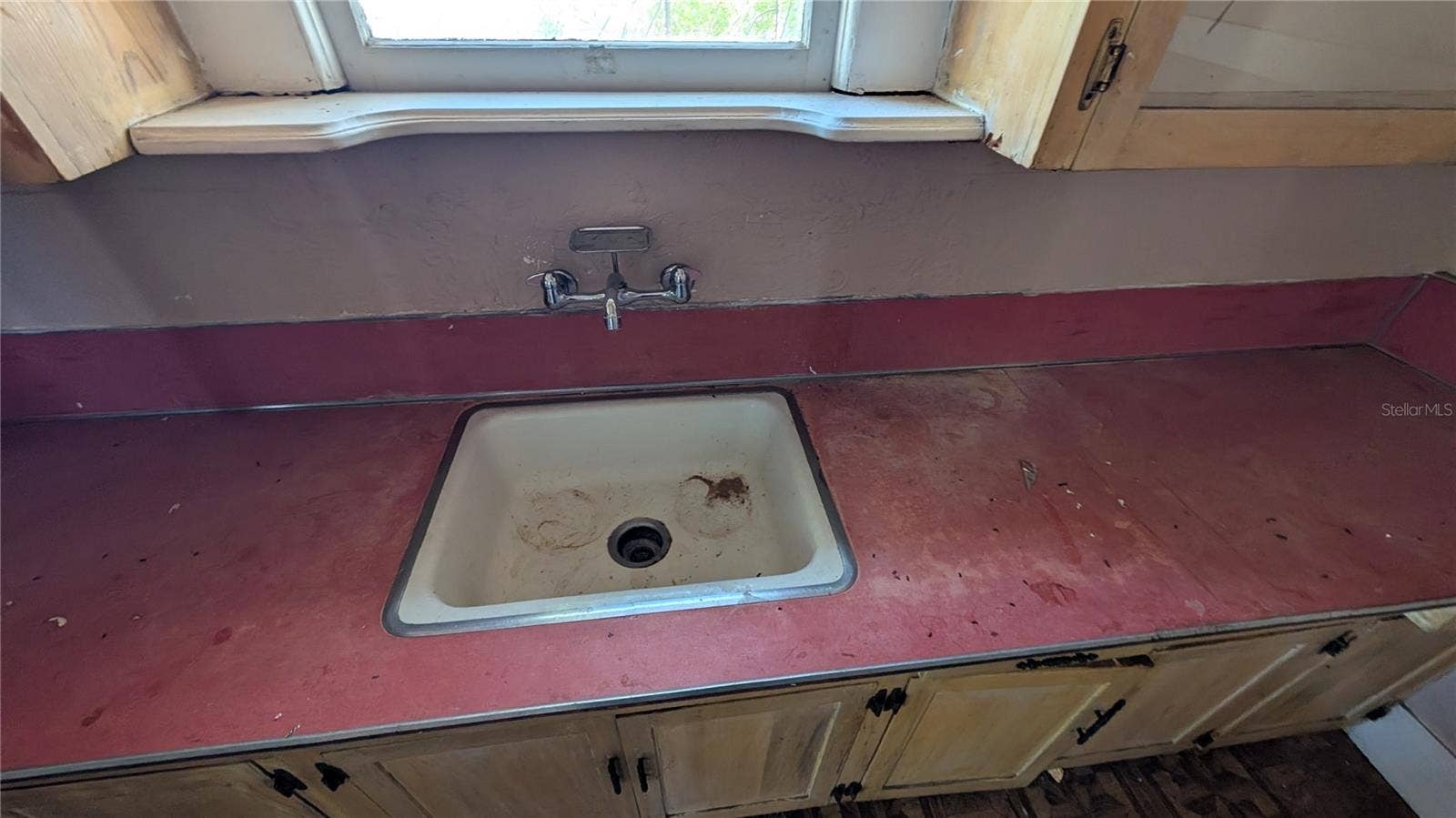114 S BUNGALOW PARK AVENUE, Tampa, FL 33609 114 S BUNGALOW PARK AVENUE, Tampa, FL 33609