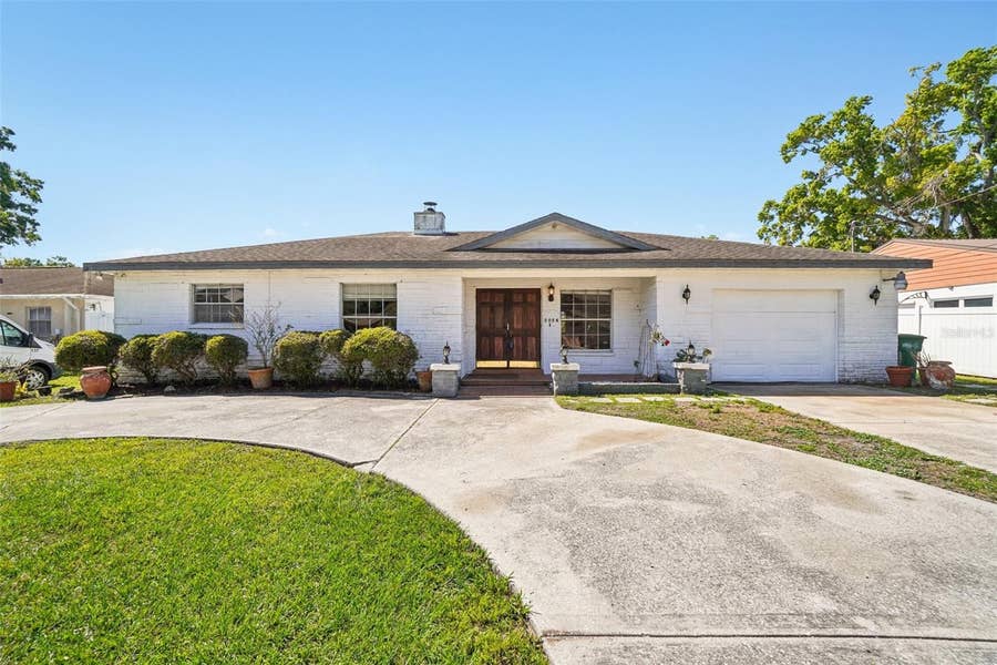 Property photo for 2024 W SITKA STREET, Tampa, FL
