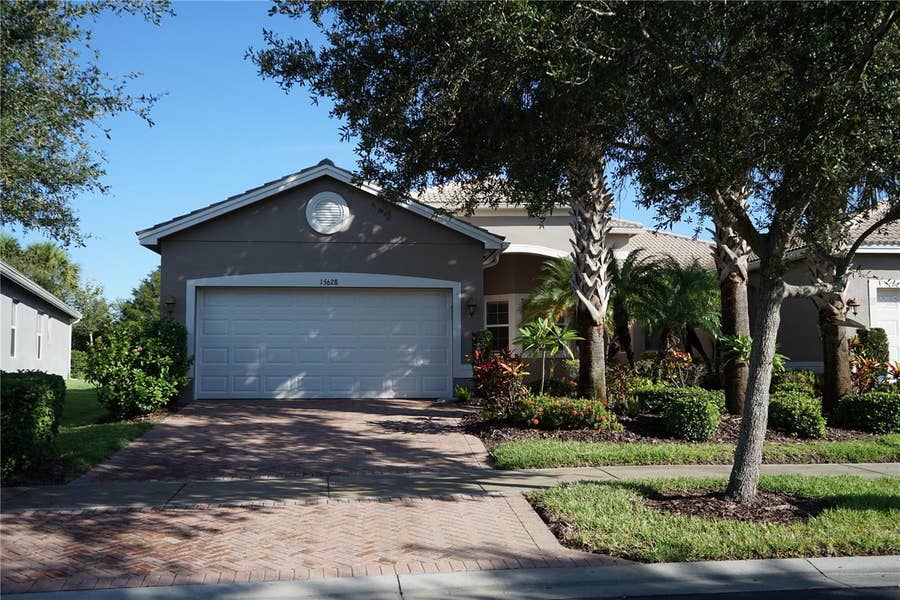Property photo for 15628 AURORA LAKE CIRCLE, Wimauma, FL