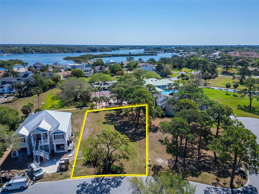Property photo for HARBOUR WATCH DRIVE, Tarpon Springs, FL