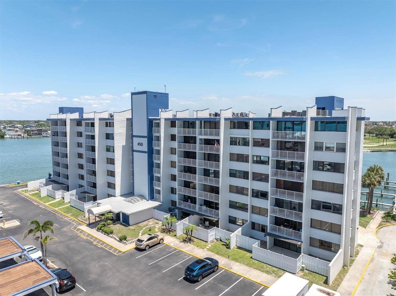 450 TREASURE ISLAND CAUSEWAY, #102, Treasure Island, FL 33706 North side