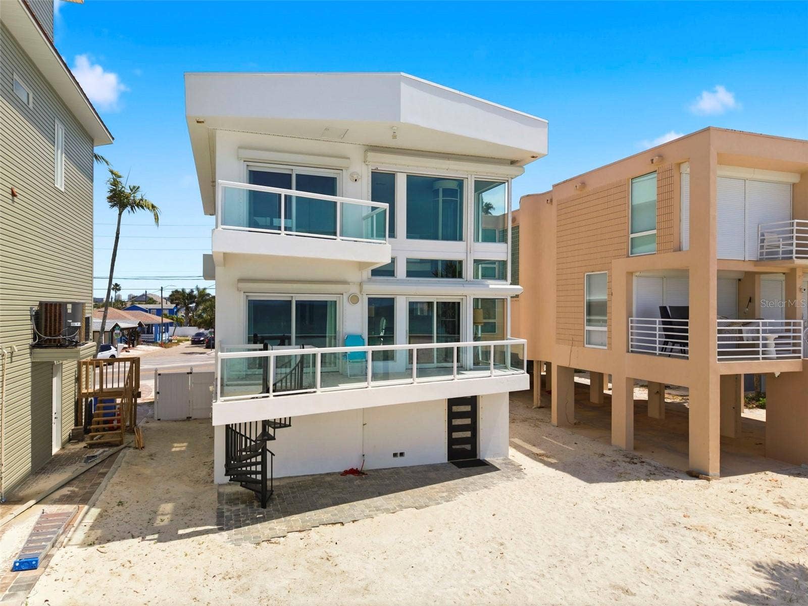 8680 W GULF BOULEVARD, Treasure Island, FL 33706