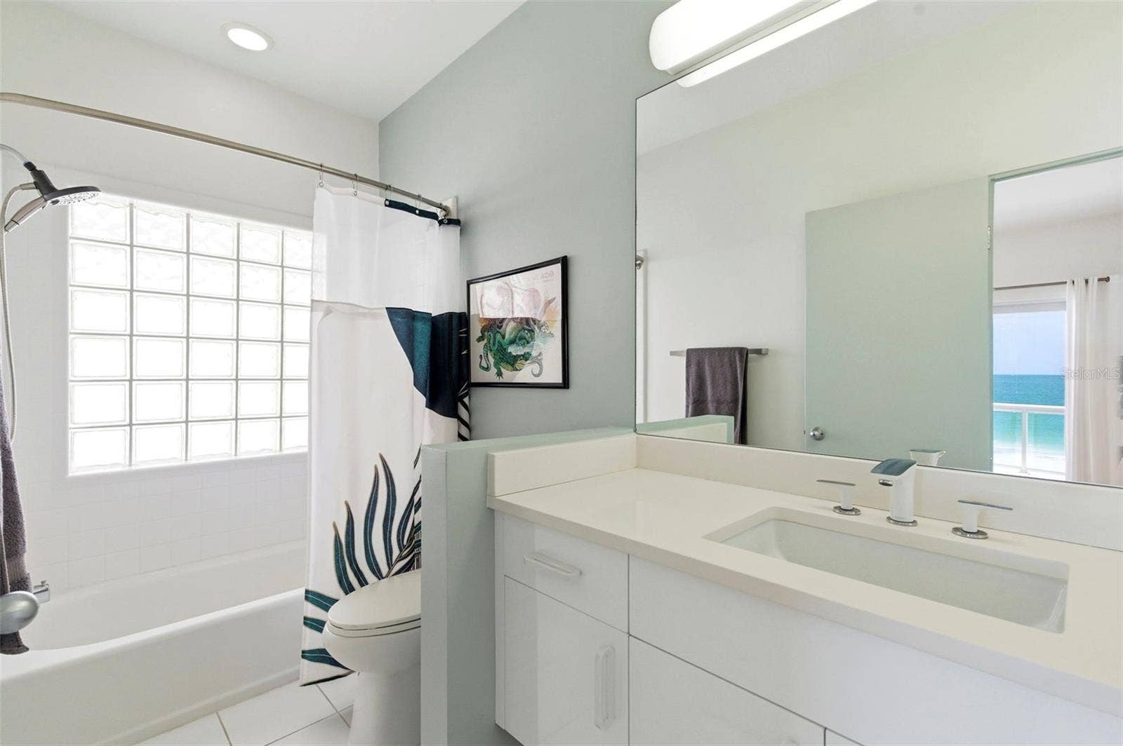 2nd Bathroom