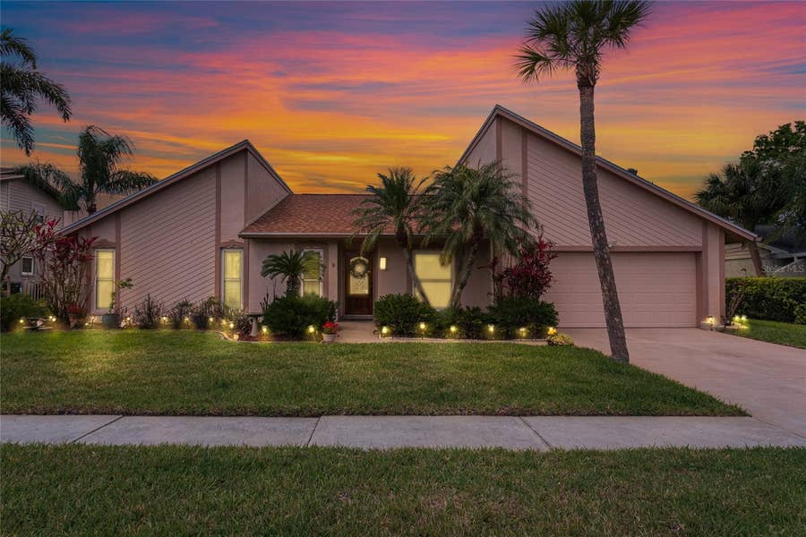 Property photo for 6104 SCHOONER WAY, Tampa, FL