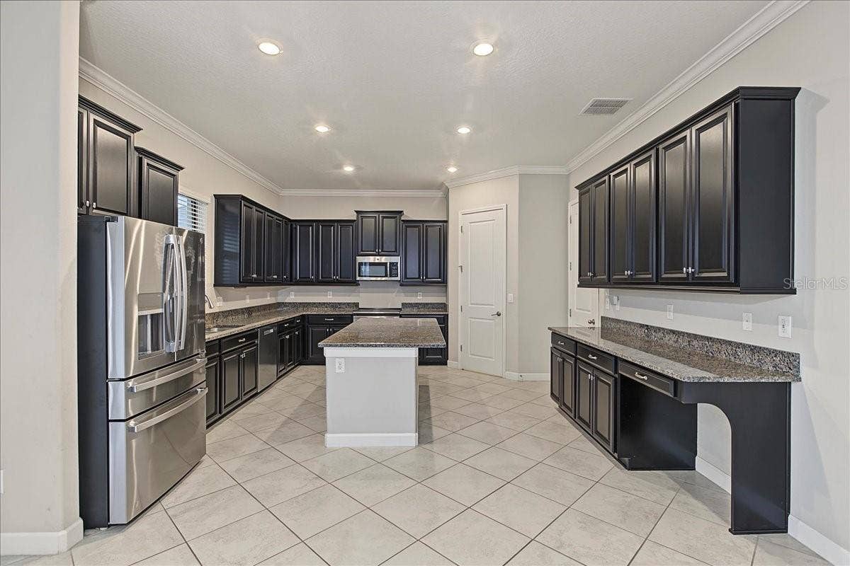 8099 LAGO MIST WAY, Wesley Chapel, FL 33545 8099 LAGO MIST WAY, Wesley Chapel, FL 33545