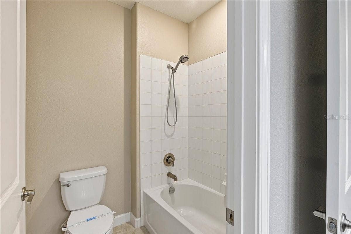 8099 LAGO MIST WAY, Wesley Chapel, FL 33545 8099 LAGO MIST WAY, Wesley Chapel, FL 33545