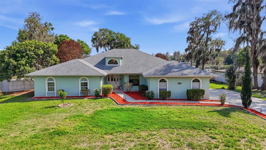 Property photo for 20140 W COUNTY LINE ROAD, Lutz, FL
