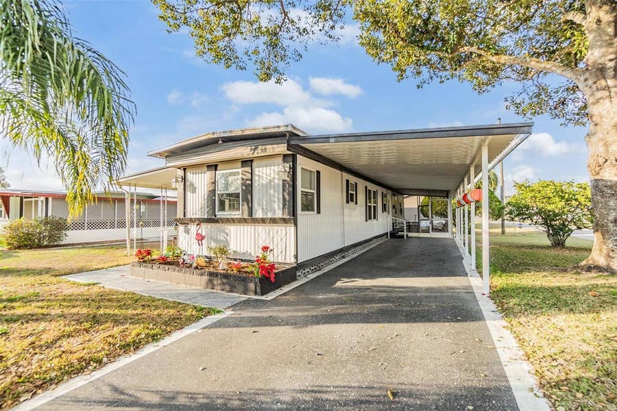 Property photo for 37321 8TH AVENUE, Zephyrhills, FL