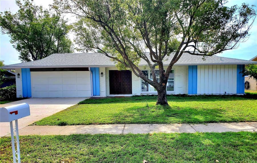 Property photo for 835 ANCHORAGE LANE, Palm Harbor, FL