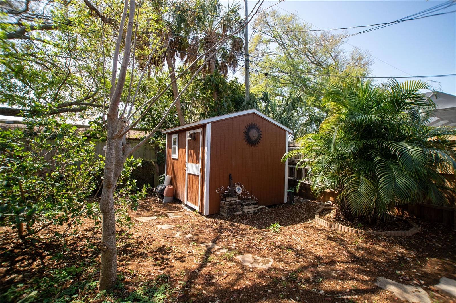 989 8TH AVENUE NE, Largo, FL 33770
