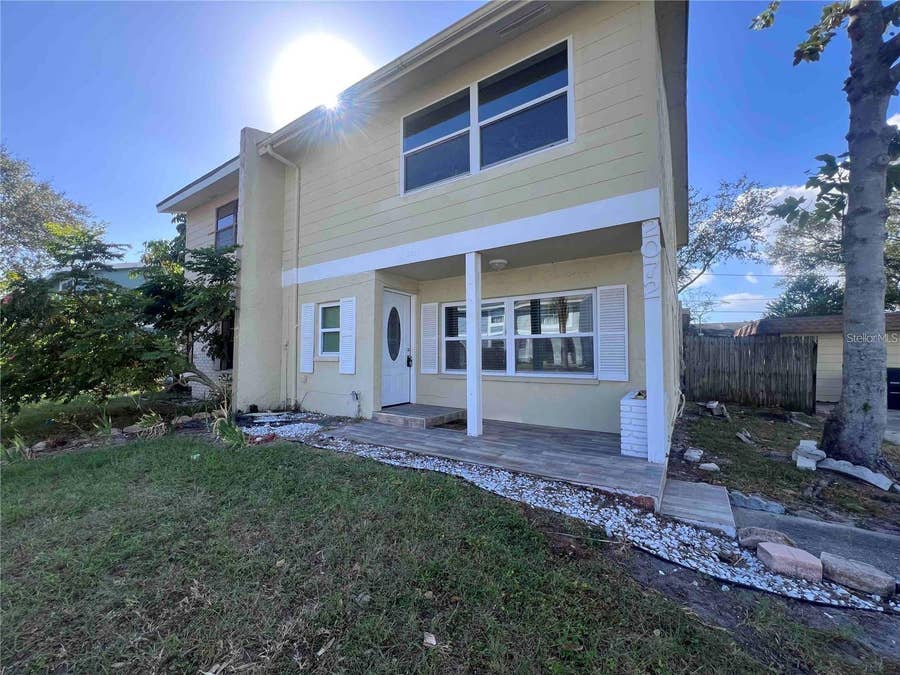 Property photo for 2072 LOS LOMAS DRIVE, Clearwater, FL