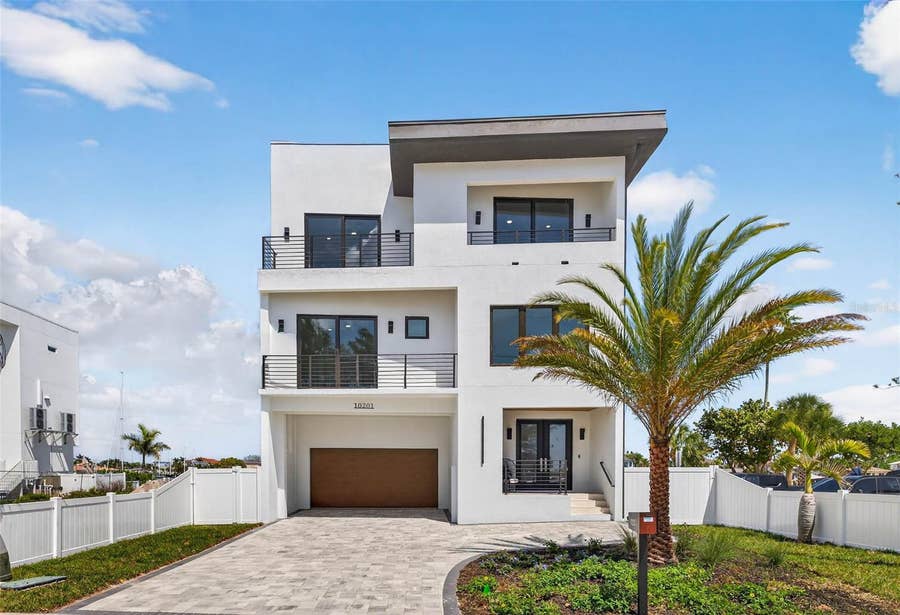 Property photo for 10201 GULF BOULEVARD, Treasure Island, FL