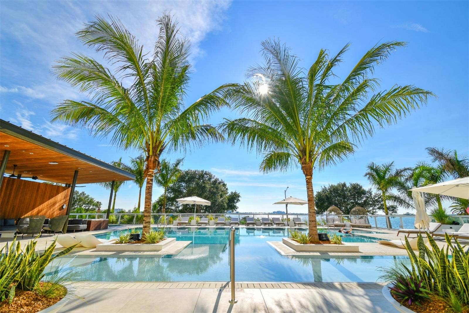 1028 SUNSET POINT ROAD, #R9, Clearwater, FL 33755 1028 SUNSET POINT ROAD, #R9, Clearwater, FL 33755