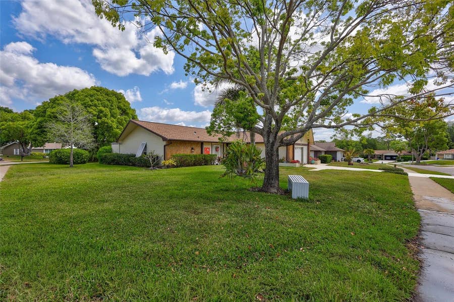 Property photo for 1735 ABERDEEN COURT, Palm Harbor, FL