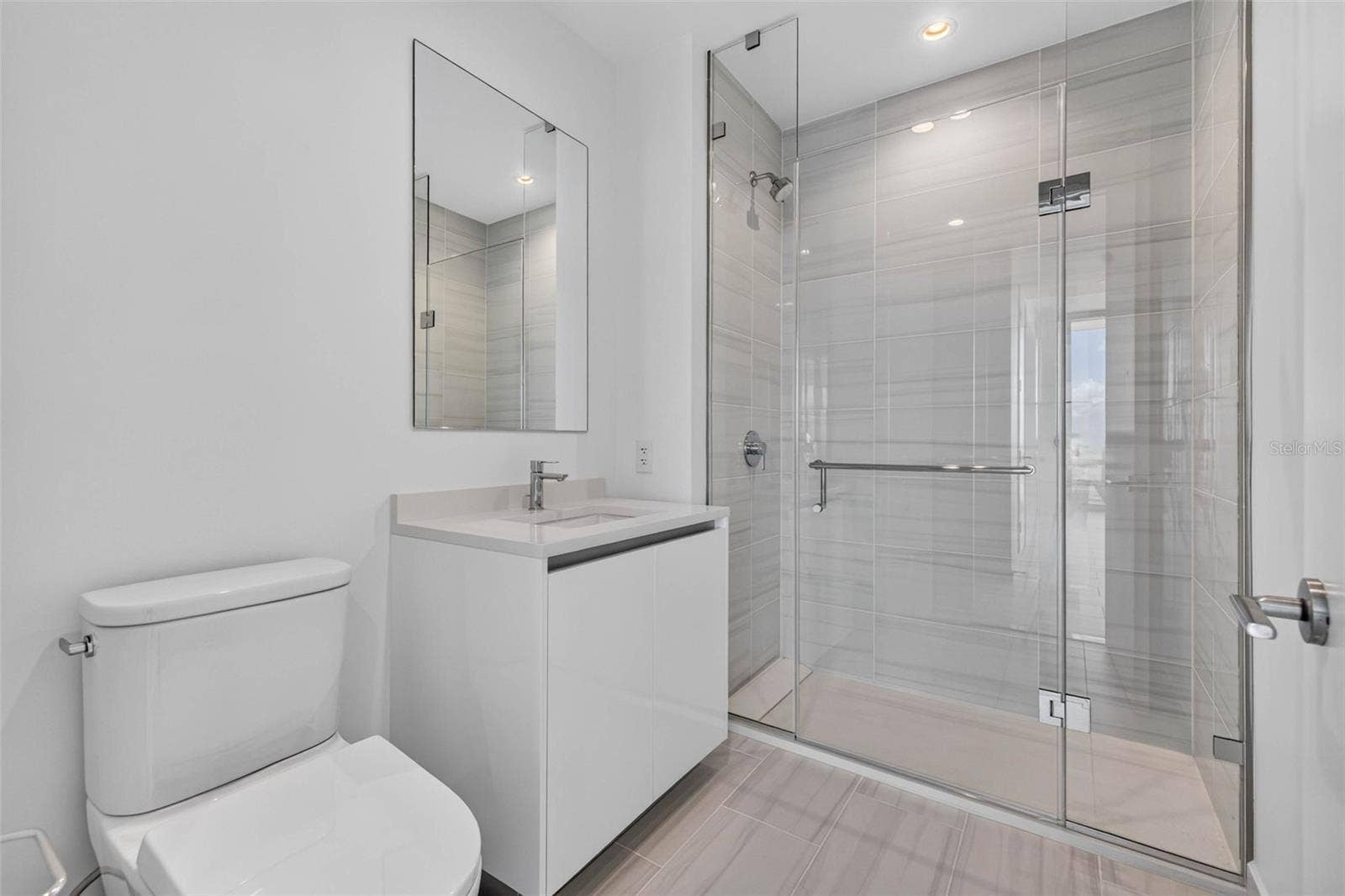400 CENTRAL AVENUE, #3401, St Petersburg, FL 33701 400 CENTRAL AVENUE, #3401, St Petersburg, FL 33701