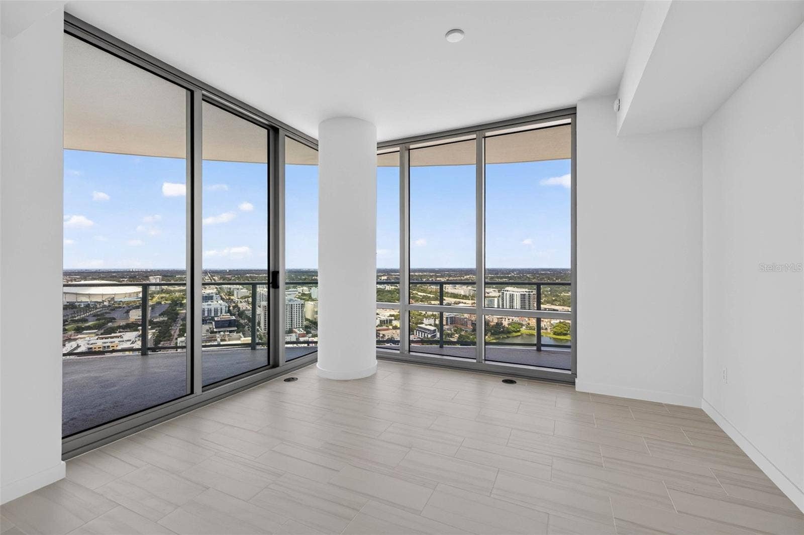 400 CENTRAL AVENUE, #3401, St Petersburg, FL 33701 400 CENTRAL AVENUE, #3401, St Petersburg, FL 33701