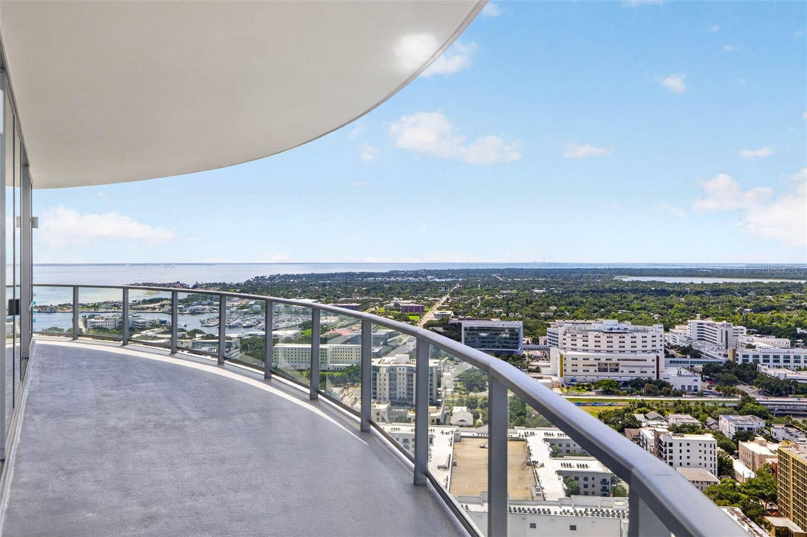 400 CENTRAL AVENUE, #3401, St Petersburg, FL 33701 400 CENTRAL AVENUE, #3401, St Petersburg, FL 33701