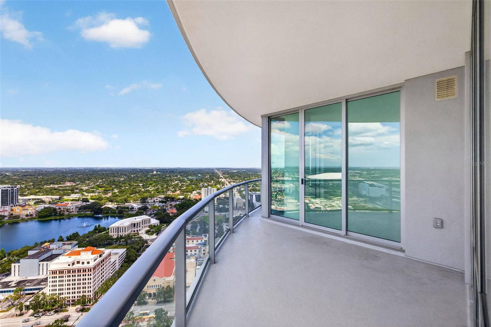 400 CENTRAL AVENUE, #3401, St Petersburg, FL 33701 400 CENTRAL AVENUE, #3401, St Petersburg, FL 33701
