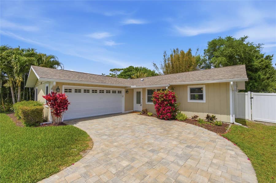 Property photo for 1450 STRADA D ORO, Venice, FL