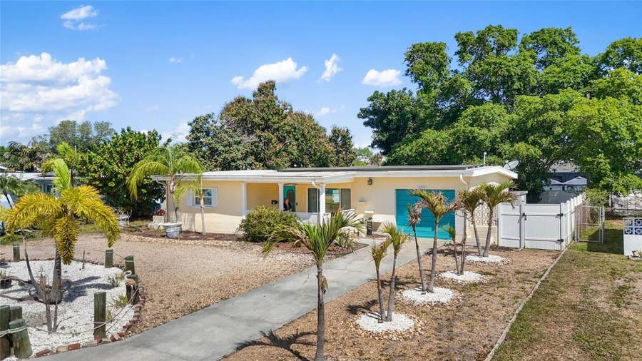 Property photo for 6447 17TH PLACE N, St Petersburg, FL