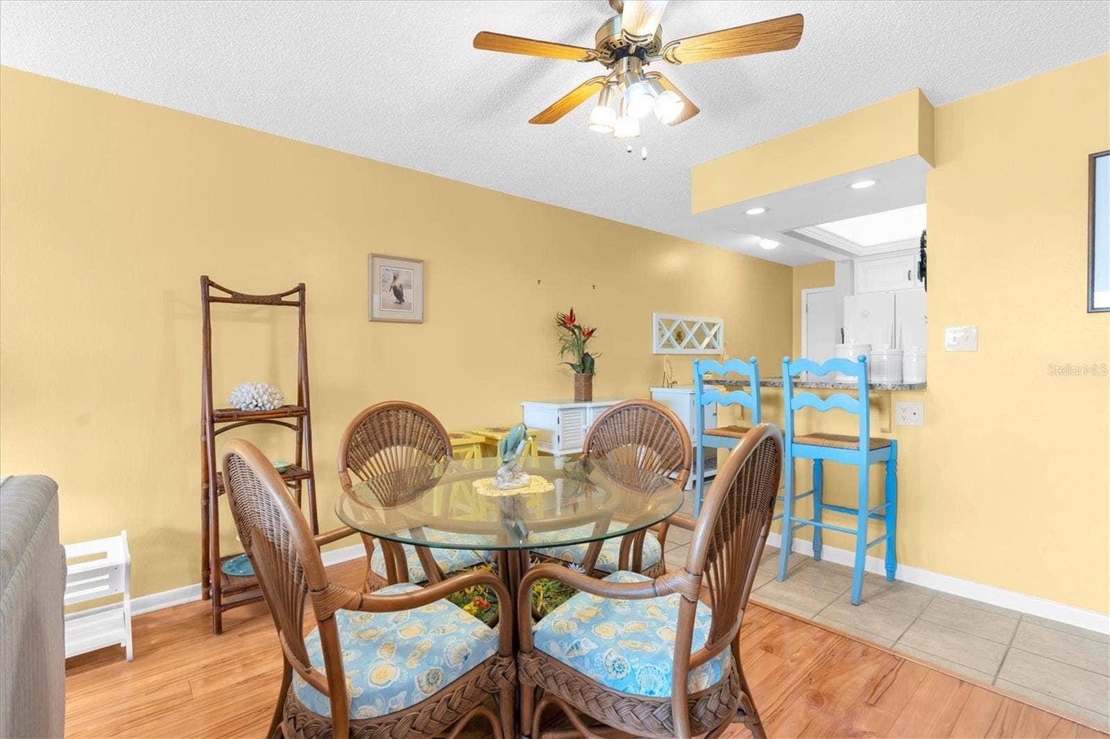 285 107TH AVENUE, #701, Treasure Island, FL 33706 285 107TH AVENUE, #701, Treasure Island, FL 33706