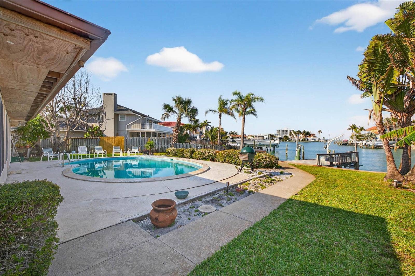 3103 WEDGEWOOD DRIVE, Belleair Beach, FL 33786 Yard