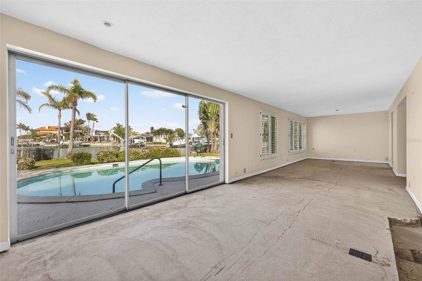 3103 WEDGEWOOD DRIVE, Belleair Beach, FL 33786 Family Room