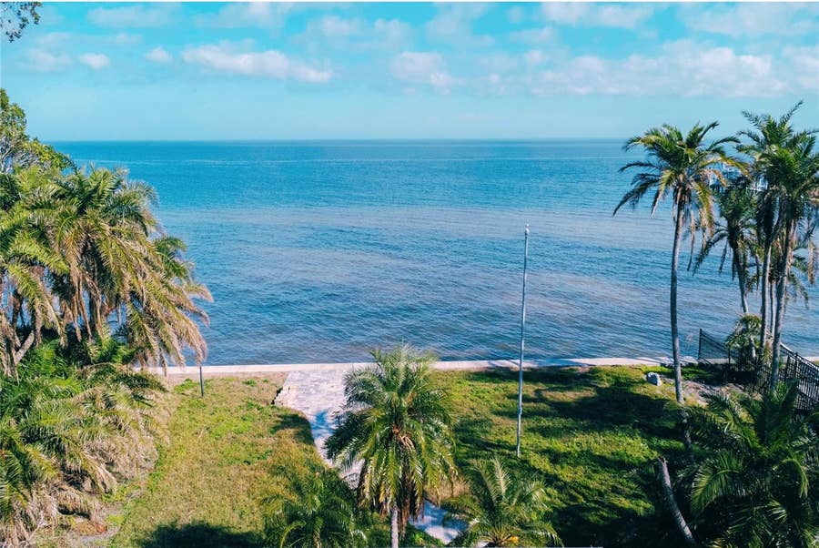 Property photo for 5926 BAHAMA SHORES DRIVE S, St Petersburg, FL