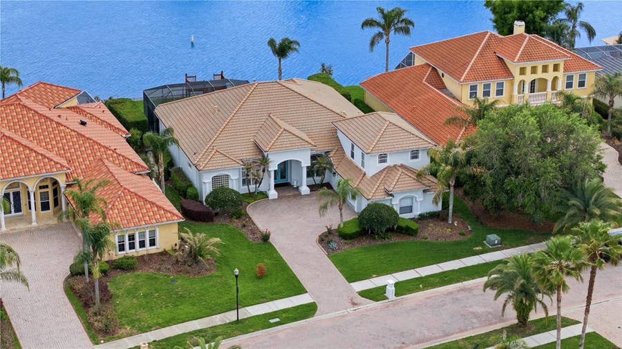 Property photo for 10513 BERMUDA ISLE DRIVE, Tampa, FL
