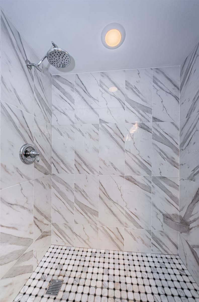 Primary shower