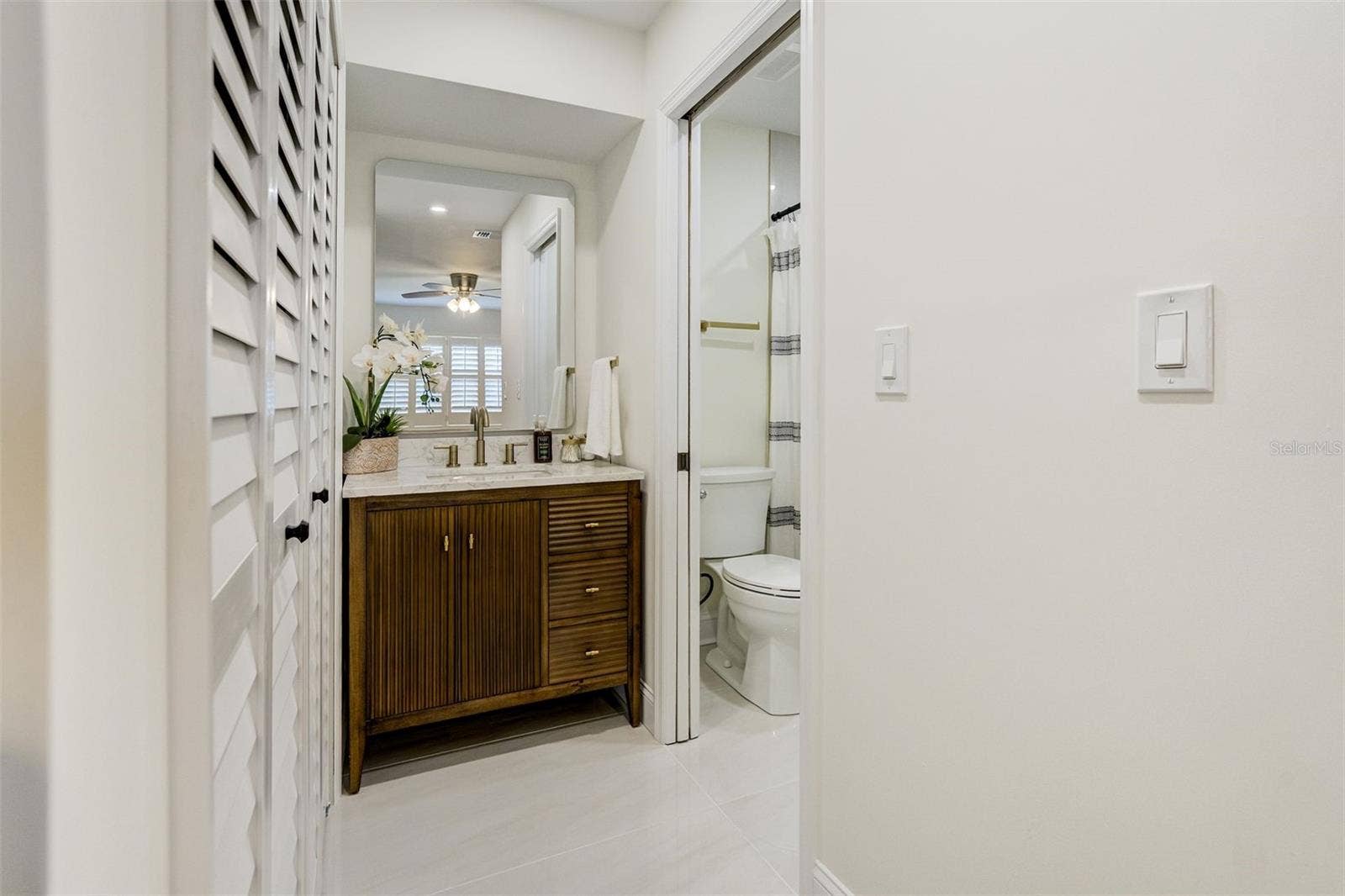 460 S PAULA DRIVE, #402, Dunedin, FL 34698 460 S PAULA DRIVE, #402, Dunedin, FL 34698