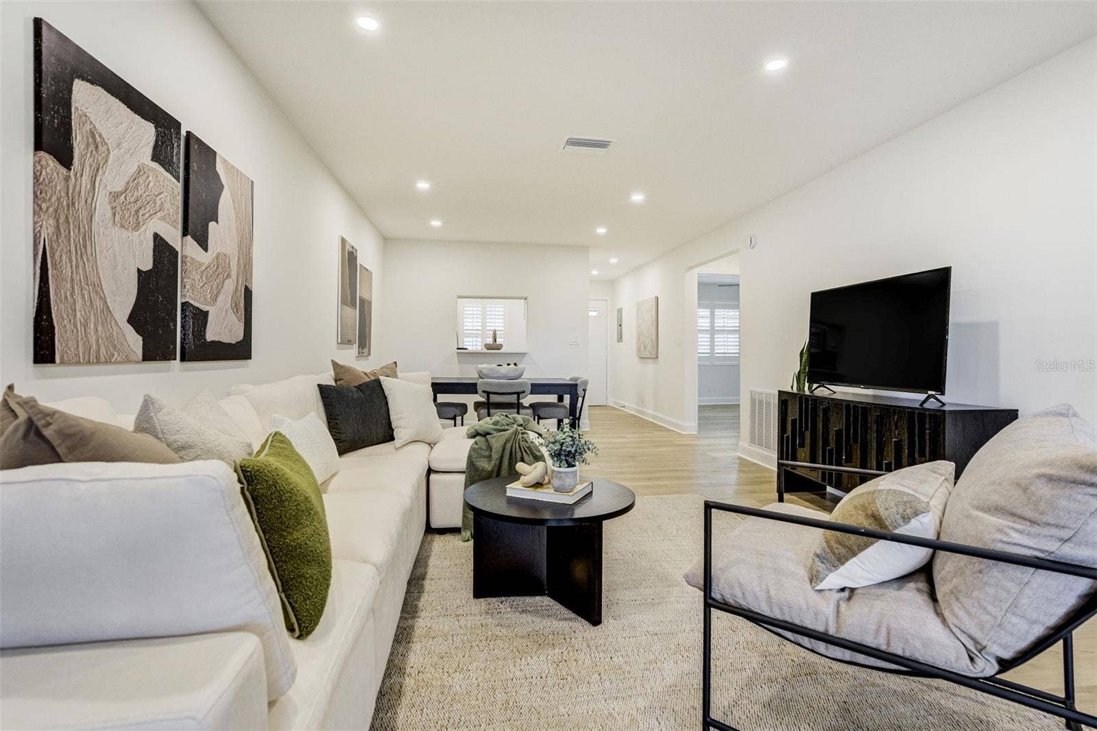 460 S PAULA DRIVE, #402, Dunedin, FL 34698 Living Room