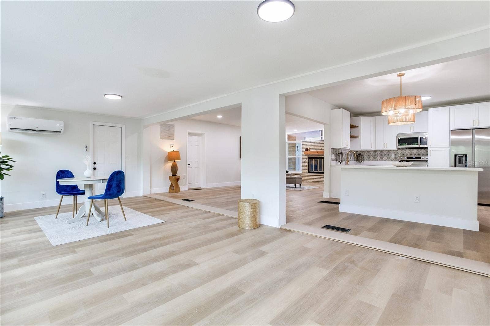 2753 VALENCIA DRIVE, Sarasota, FL 34239 2753 VALENCIA DRIVE, Sarasota, FL 34239