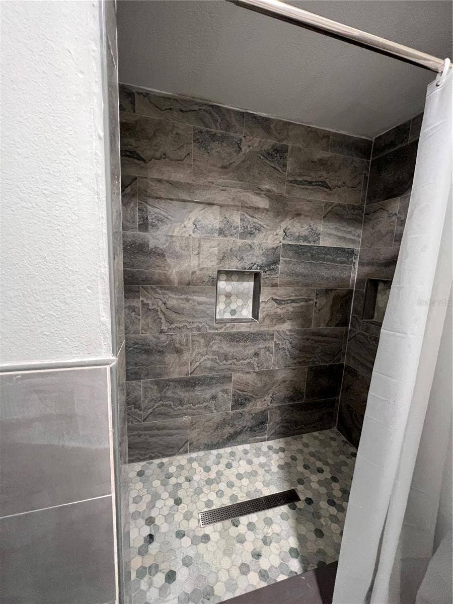 612 S LINCOLN AVENUE, Clearwater, FL 33756 612 S LINCOLN AVENUE, Clearwater, FL 33756