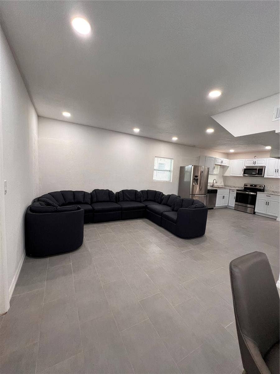 612 S LINCOLN AVENUE, Clearwater, FL 33756 612 S LINCOLN AVENUE, Clearwater, FL 33756