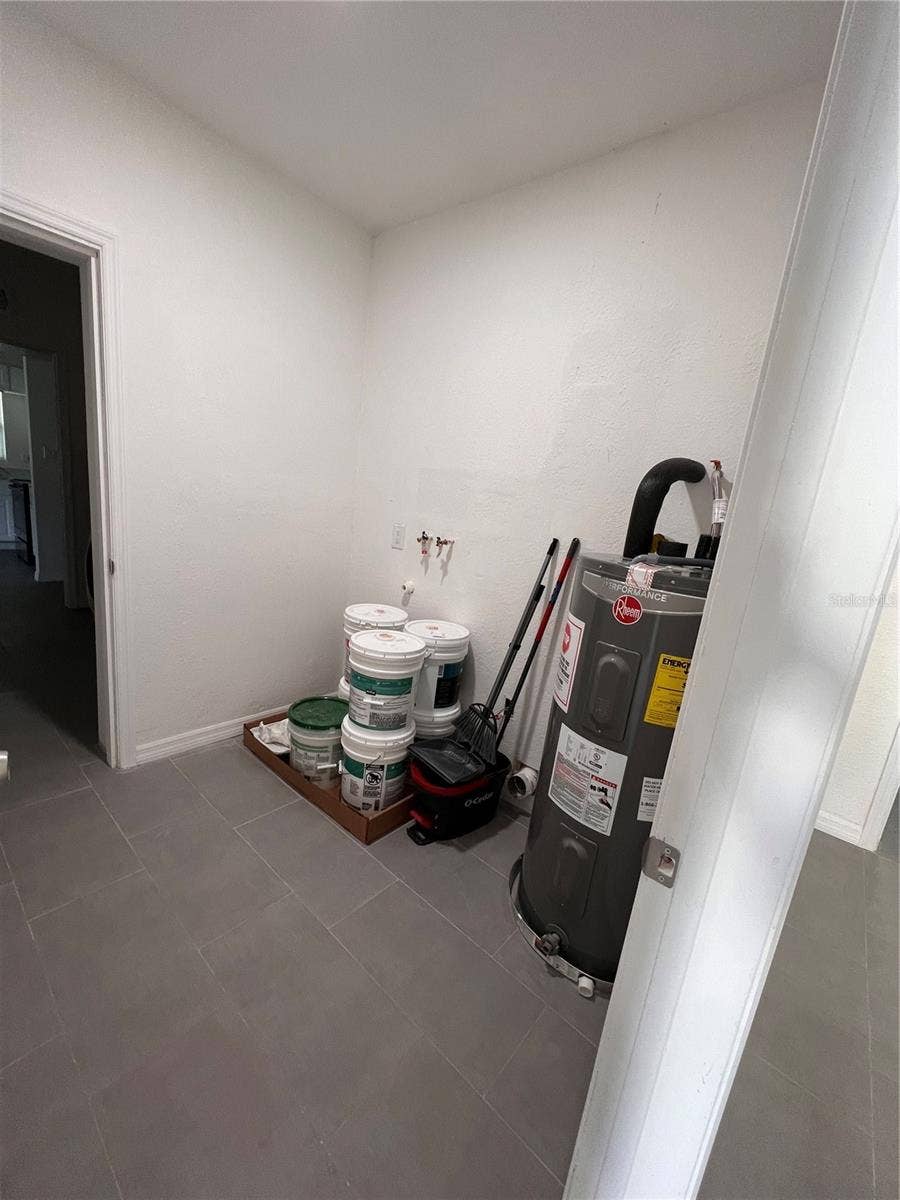 612 S LINCOLN AVENUE, Clearwater, FL 33756 612 S LINCOLN AVENUE, Clearwater, FL 33756
