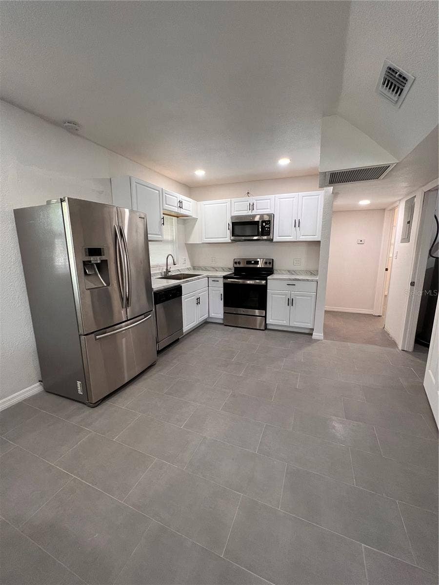 612 S LINCOLN AVENUE, Clearwater, FL 33756 612 S LINCOLN AVENUE, Clearwater, FL 33756