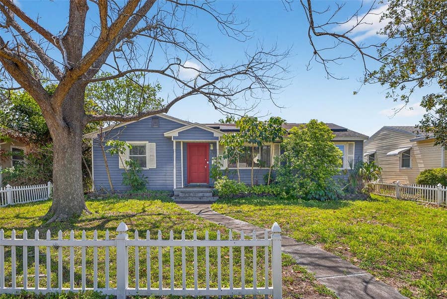 Property photo for 734 40TH AVENUE NE, St Petersburg, FL