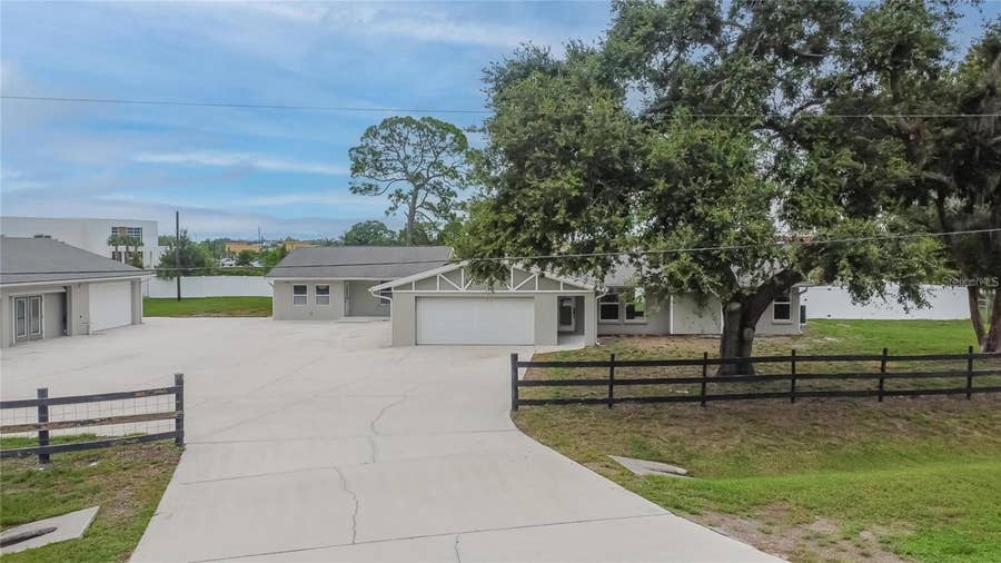 Property photo for 8105 BROWER DRIVE, Bradenton, FL