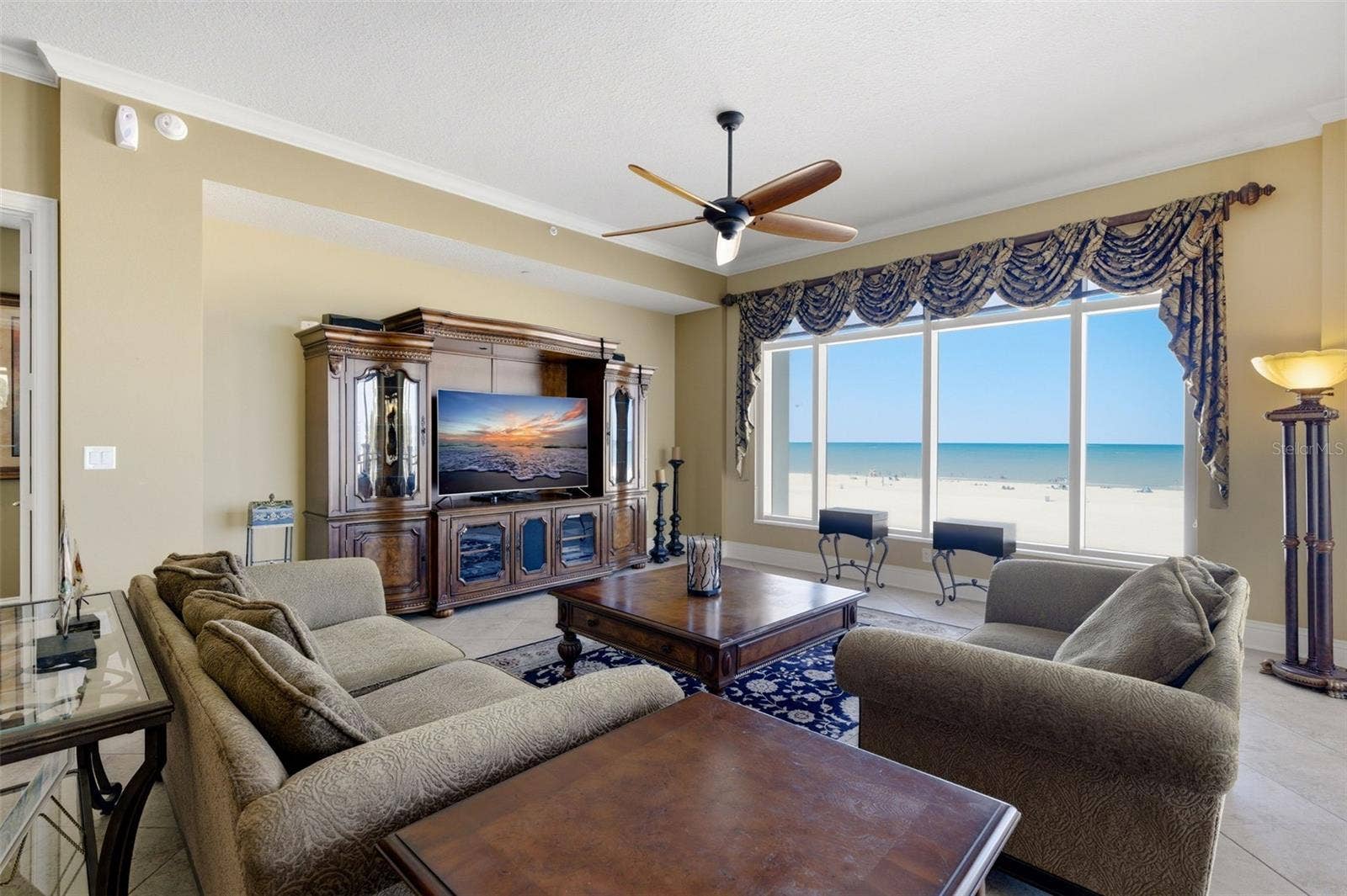 11 BAYMONT STREET, #302, Clearwater Beach, FL 33767 11 BAYMONT STREET, #302, Clearwater Beach, FL 33767