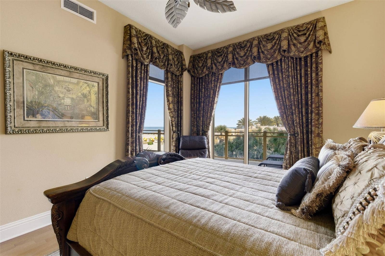 11 BAYMONT STREET, #302, Clearwater Beach, FL 33767 11 BAYMONT STREET, #302, Clearwater Beach, FL 33767