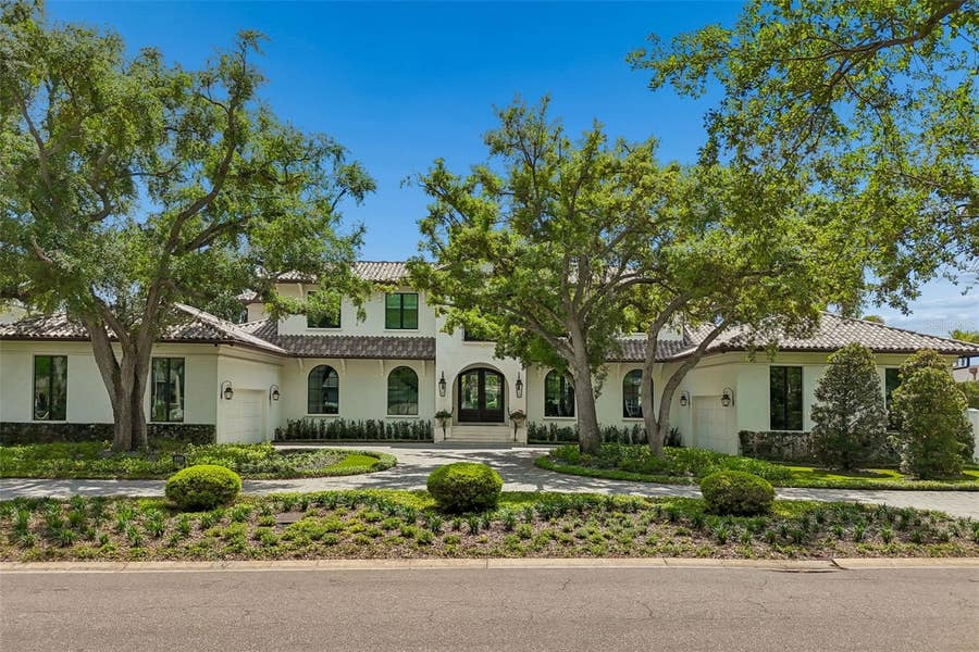 Property photo for 4808 CULBREATH ISLES ROAD, Tampa, FL