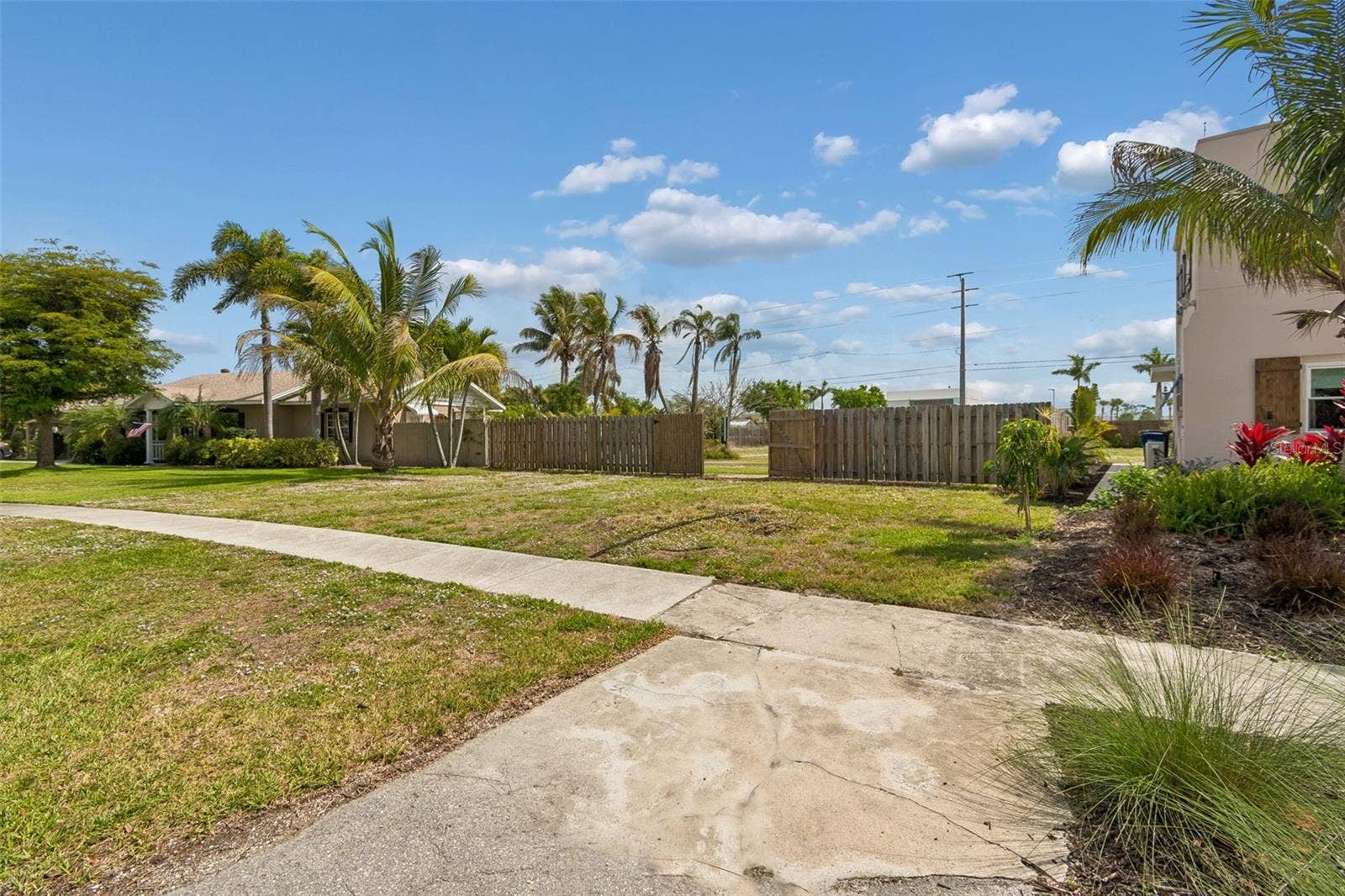 603 CASABELLA DRIVE, Bradenton, FL 34209 603 CASABELLA DRIVE, Bradenton, FL 34209