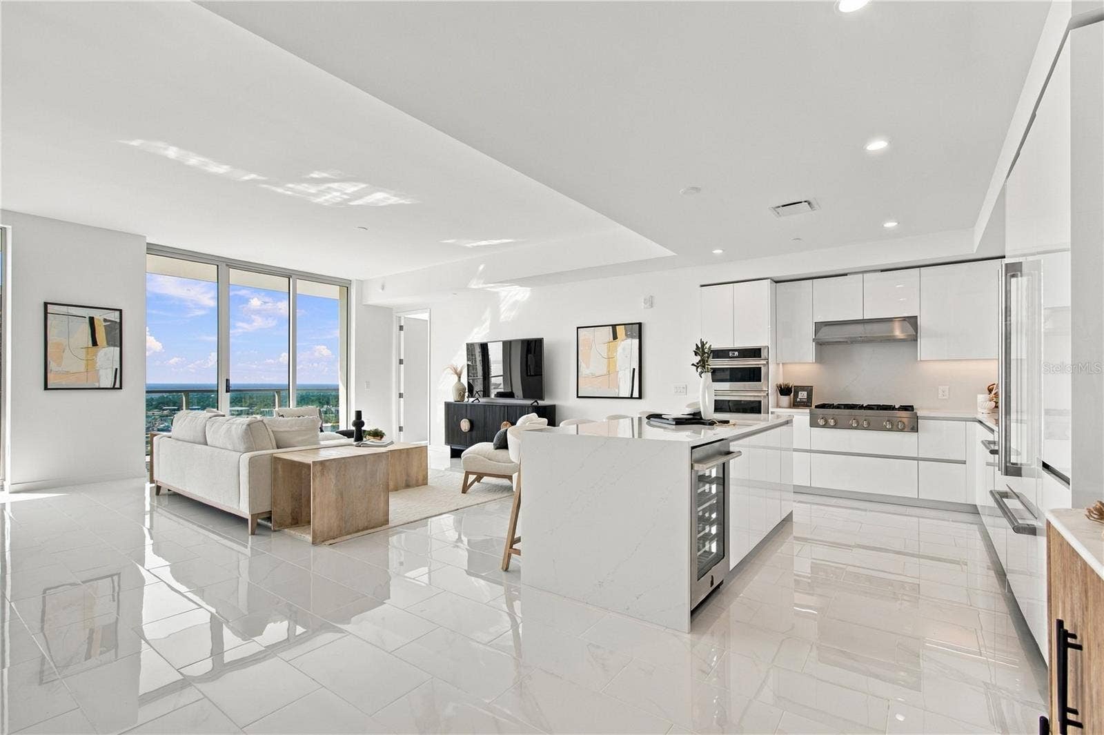 400 CENTRAL AVENUE, #2505, St Petersburg, FL 33701 400 CENTRAL AVENUE, #2505, St Petersburg, FL 33701