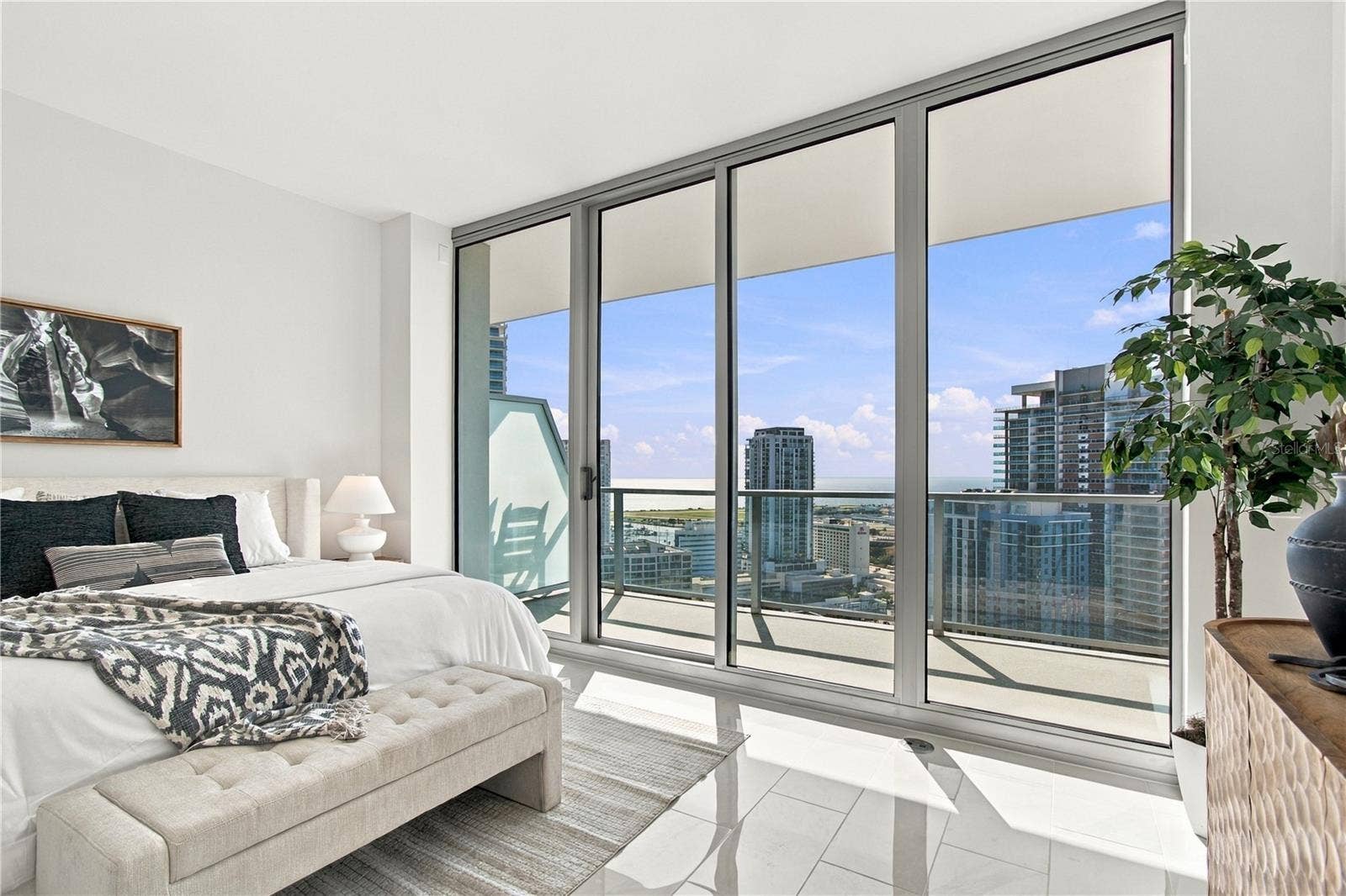 400 CENTRAL AVENUE, #2505, St Petersburg, FL 33701 400 CENTRAL AVENUE, #2505, St Petersburg, FL 33701